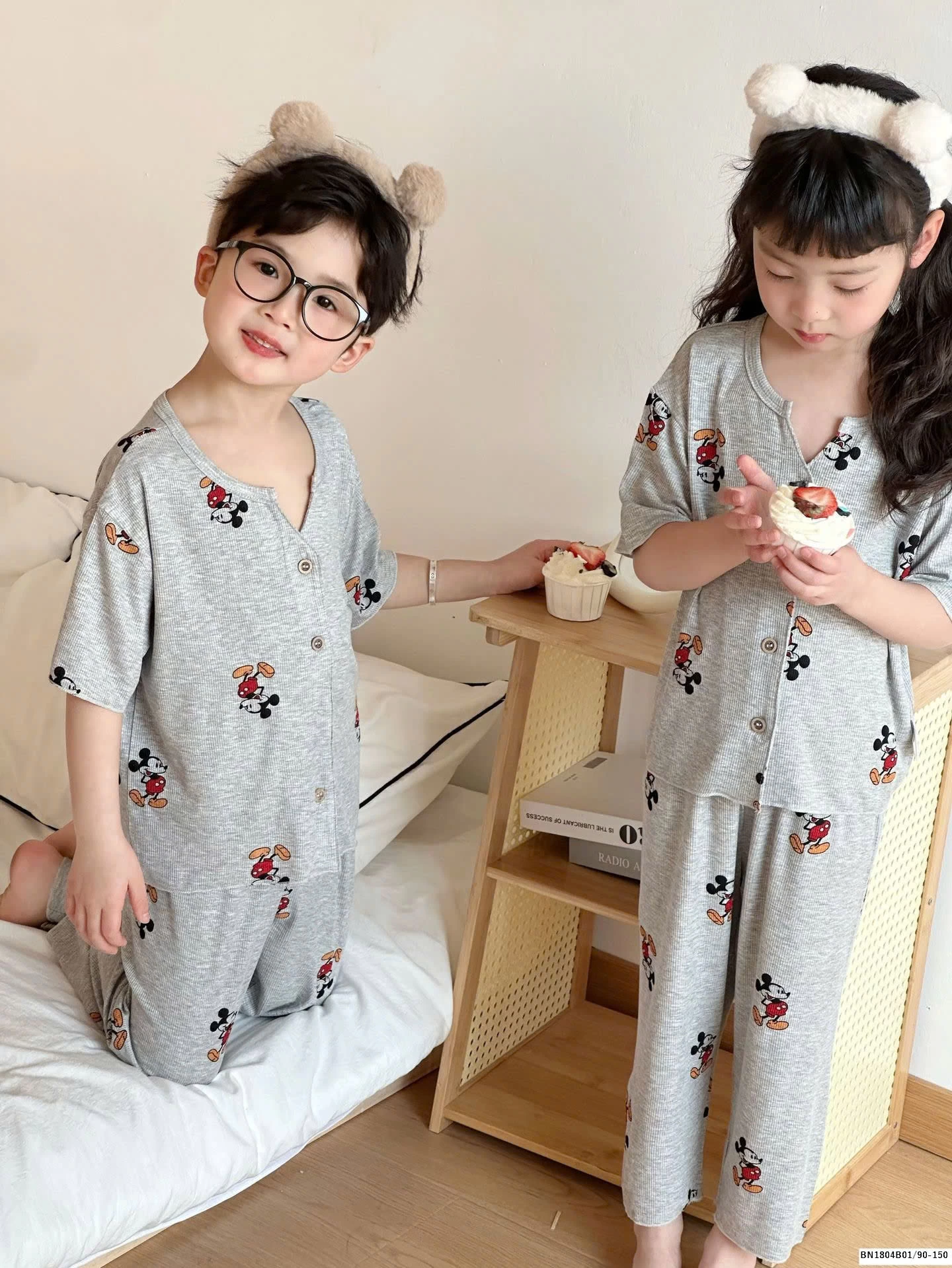 BỘ NGỦ MIC.KEY MẸ VÀ BÉ