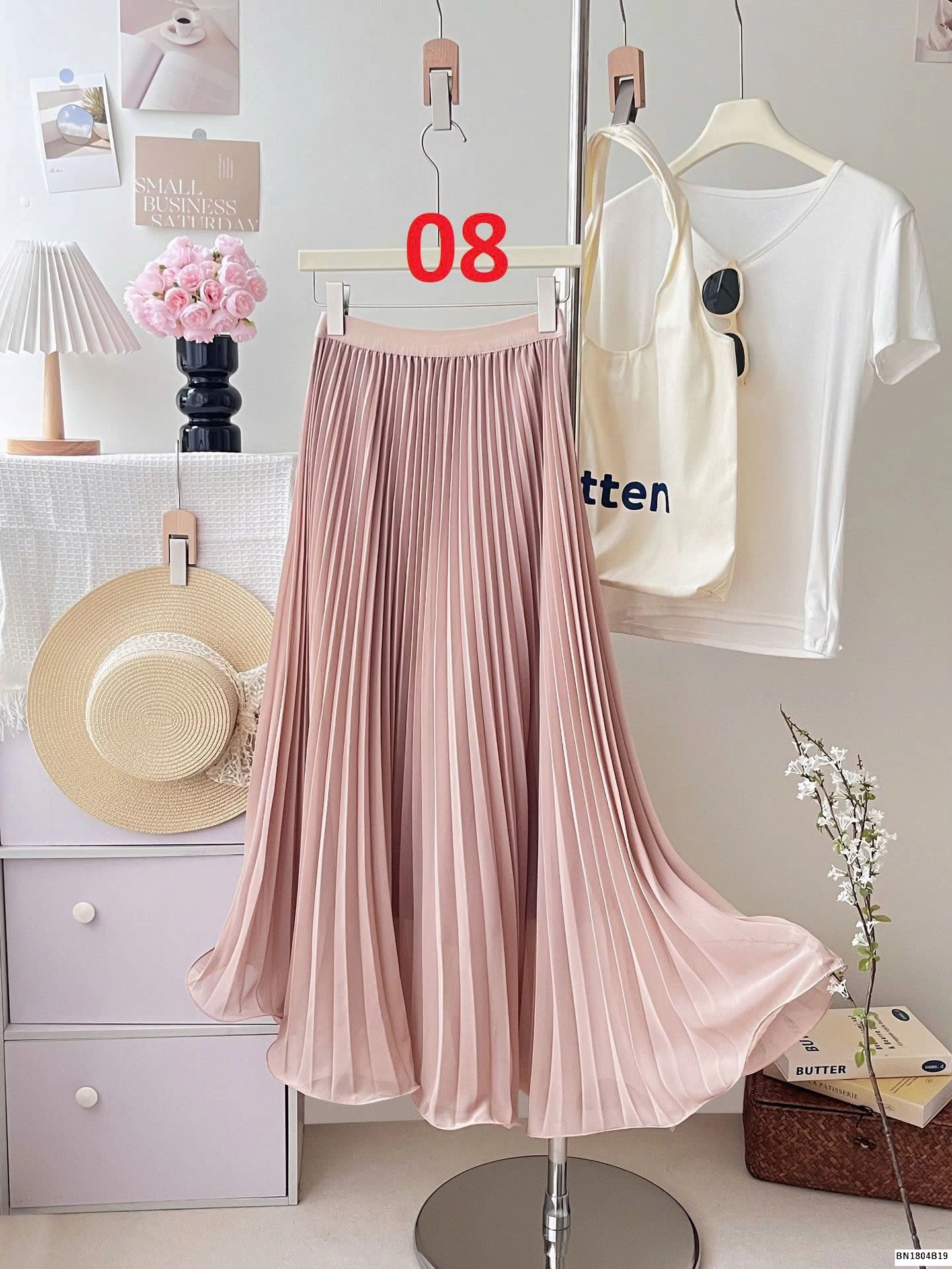 CHÂN VÁY XẾP LY ĐUÔI XÒE