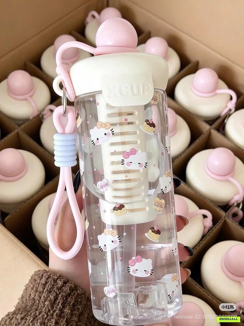 BÌNH NƯỚC TRONG KUTE