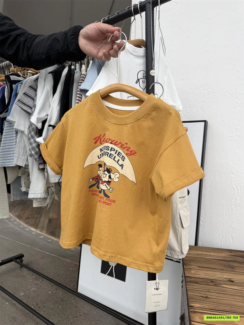 ÁO THUN VÀNG IN HÌNH KUTE