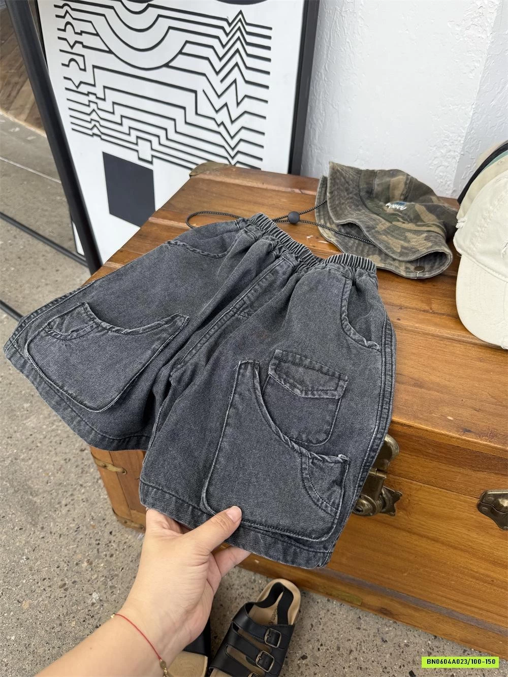 SHORT JEANS TÚI NỔI