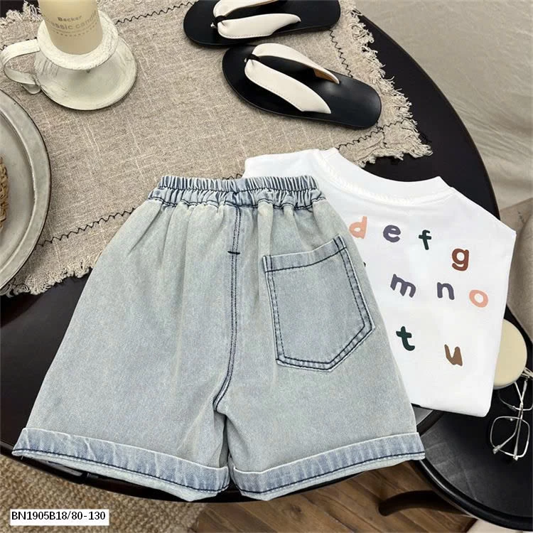 QUẦN JEAN IN CHỮ TRẮNG