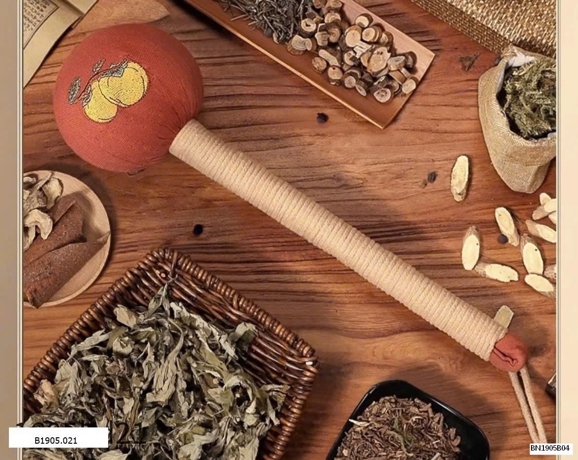 BÚA ĐẤM HAY BÚA MASSAGE THẢO DƯỢC