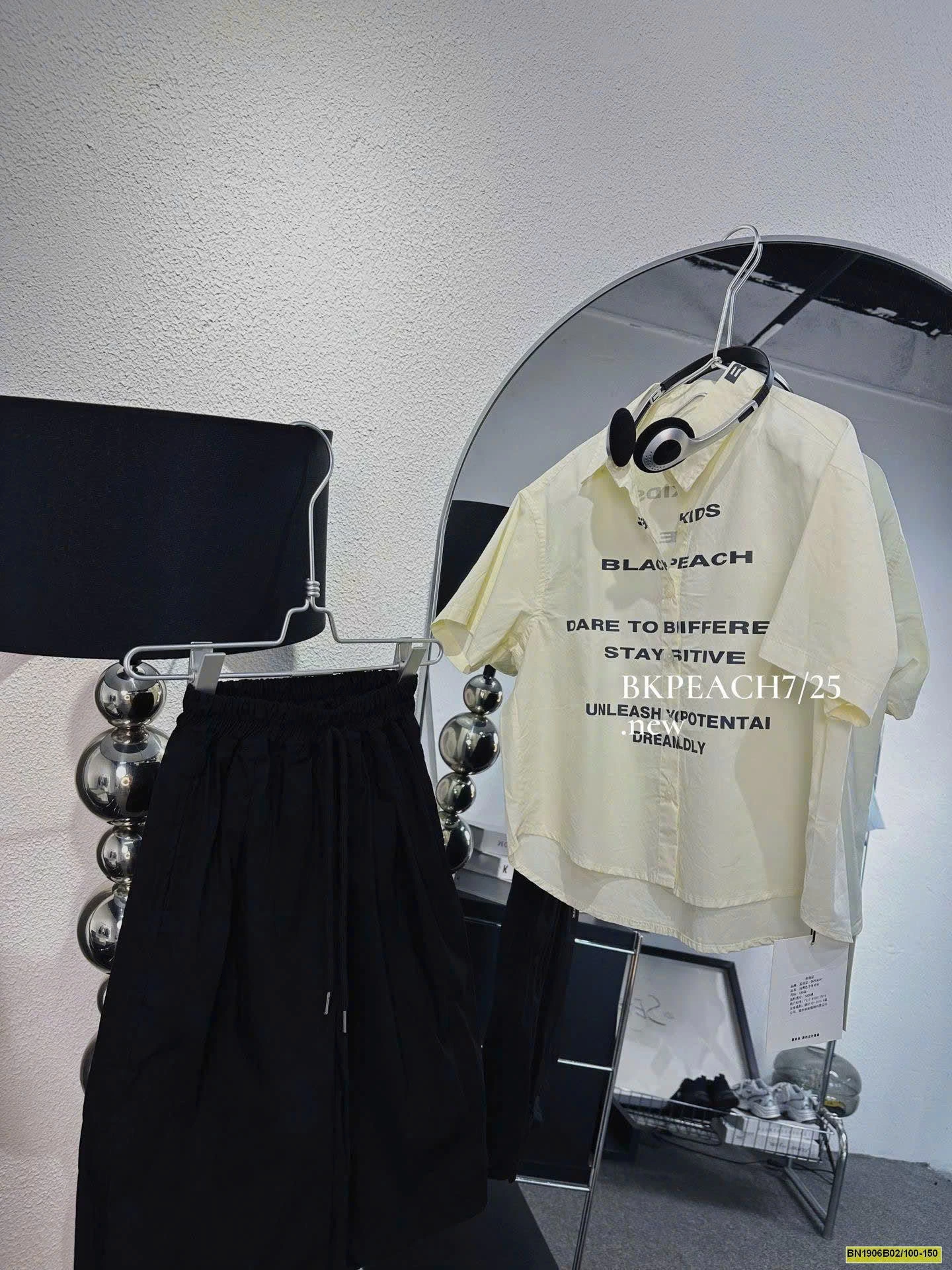 ÁO SƠ MI DÁNG RỘNG IN CHỮ