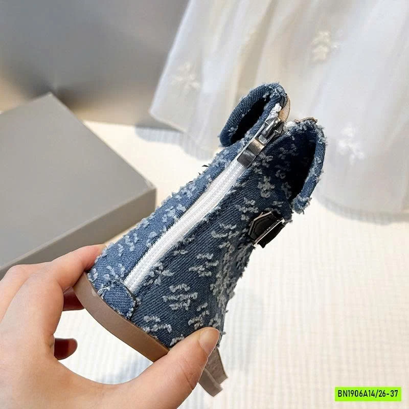 SANDAL CHIẾN BINH XỎ NGÓN