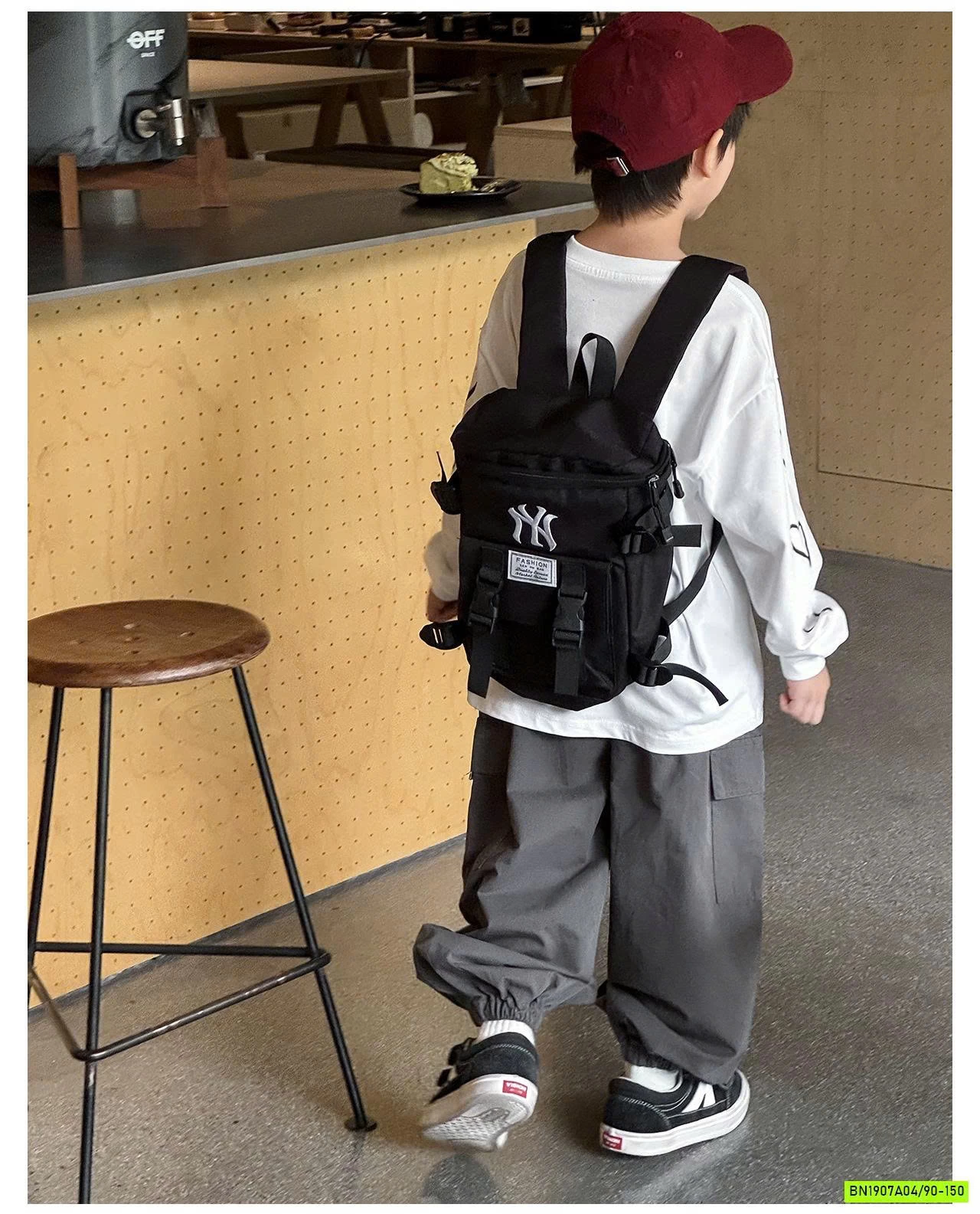 ÁO THUN MỎNG IN TRÁI TIM AQ5018