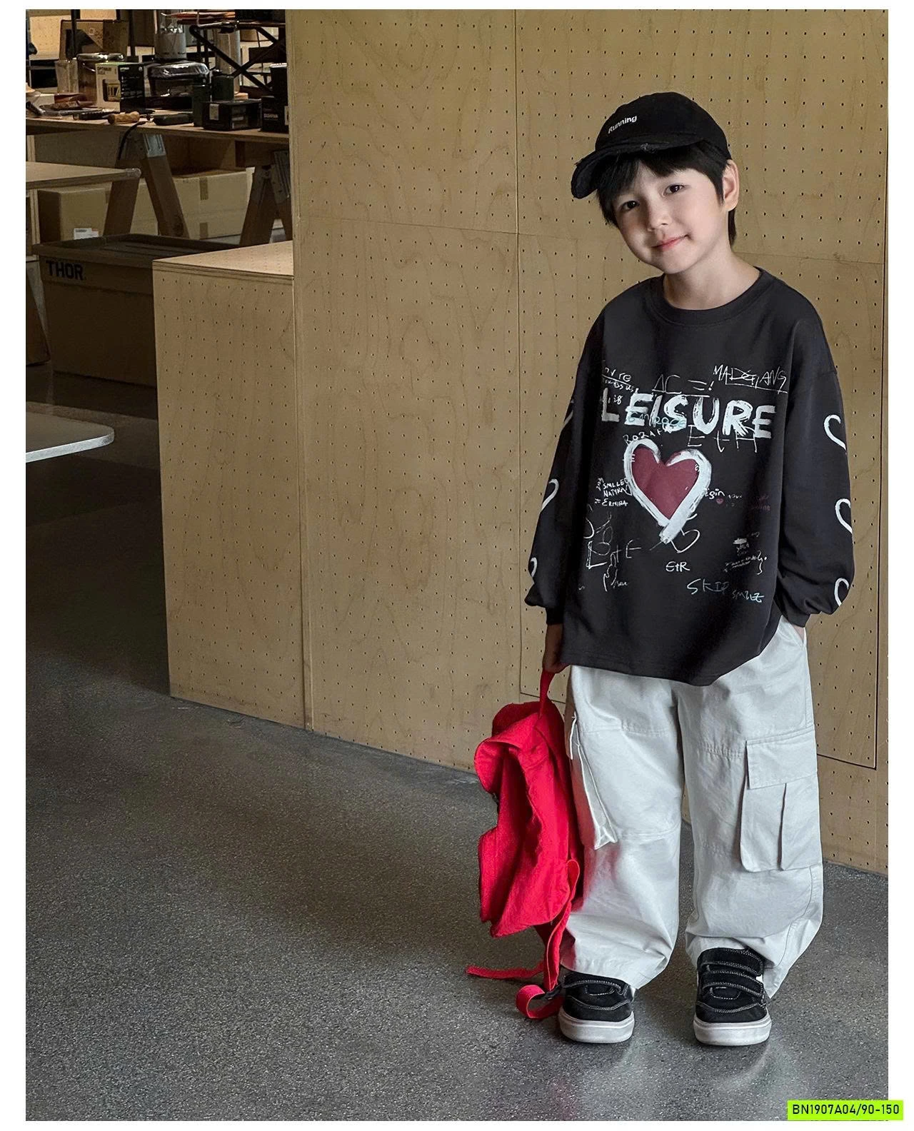 ÁO THUN MỎNG IN TRÁI TIM AQ5018