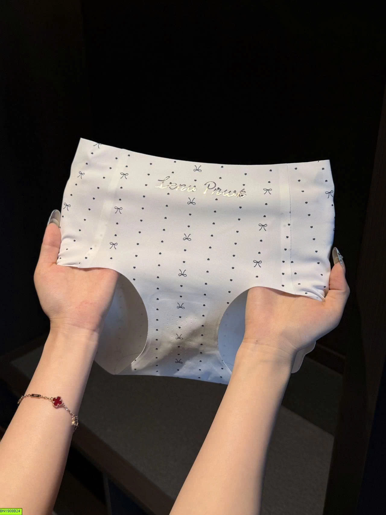 HỘP 6 QUẦN CHIP KHÔNG VIỀN