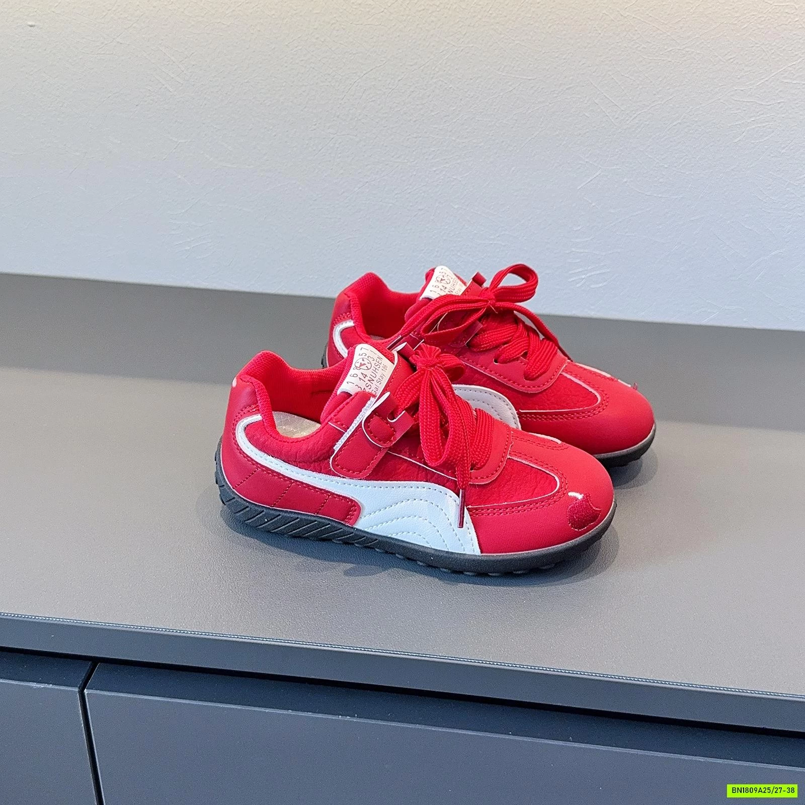 BST GIÀY THỂ THAO PHỐI SỌC CAO CẤP