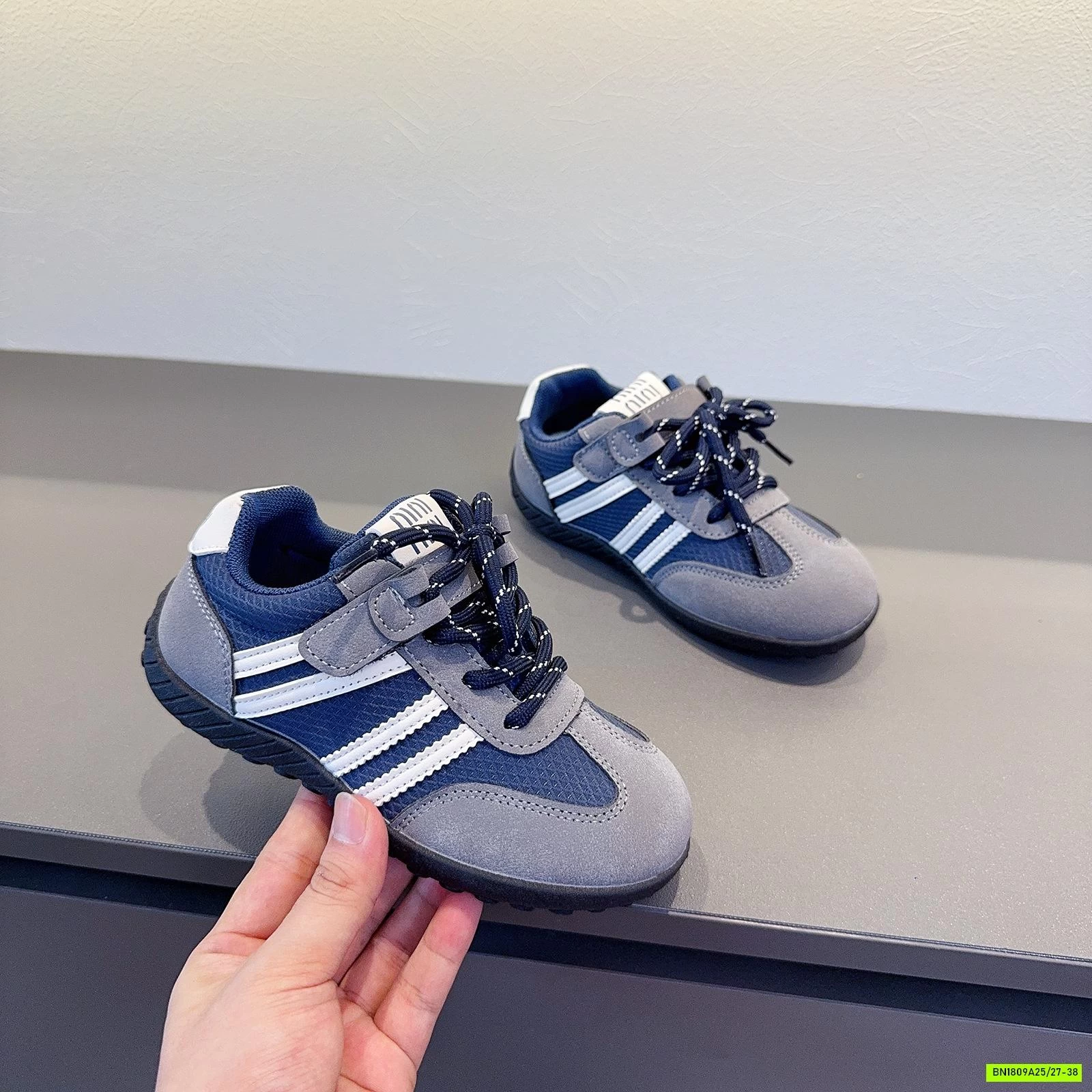 BST GIÀY THỂ THAO PHỐI SỌC CAO CẤP