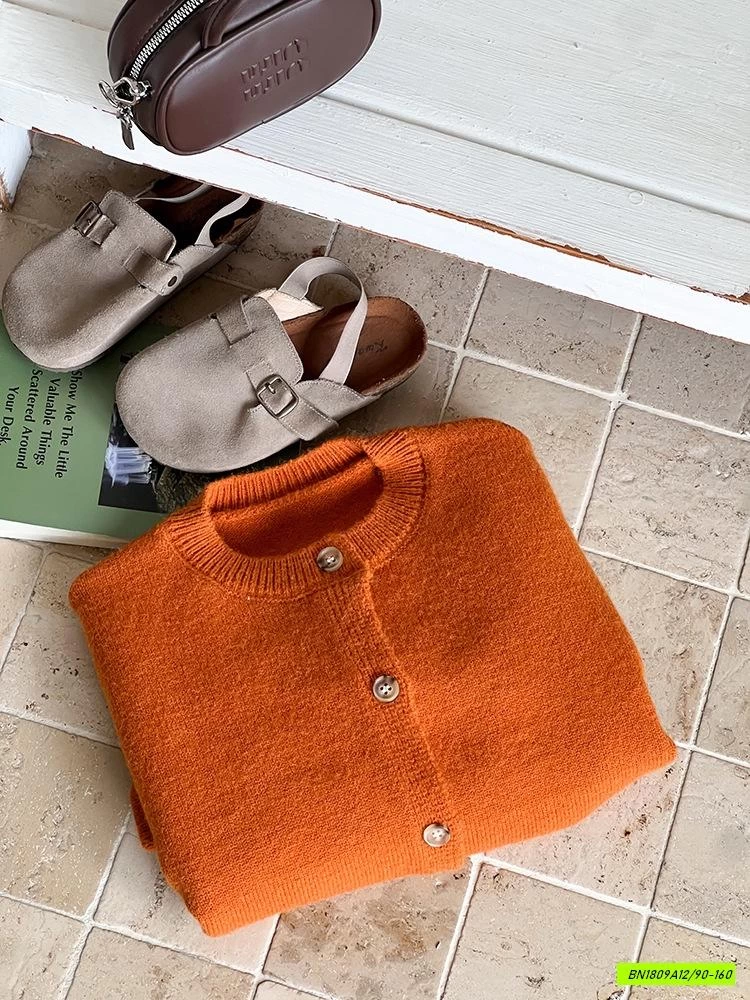 KHOÁC LEN CAM HOTTT HIT 25G091 AMBB