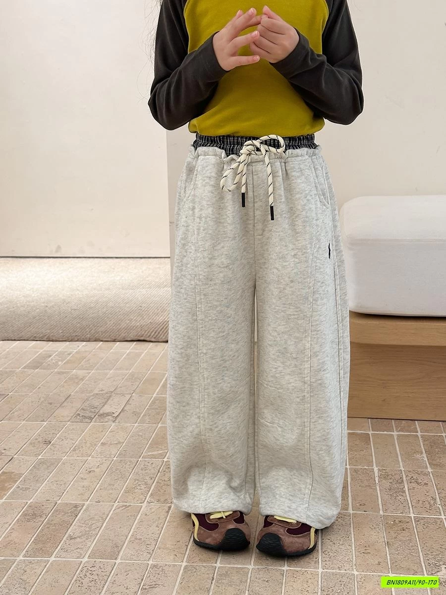 QUẦN NỈ SUÔNG 25G064 GÂN TRƯỚC AMBB