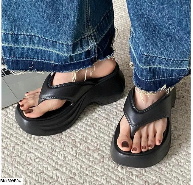 DÉP TÔNG NHỰA ĐÚC  ĐẾ CAO