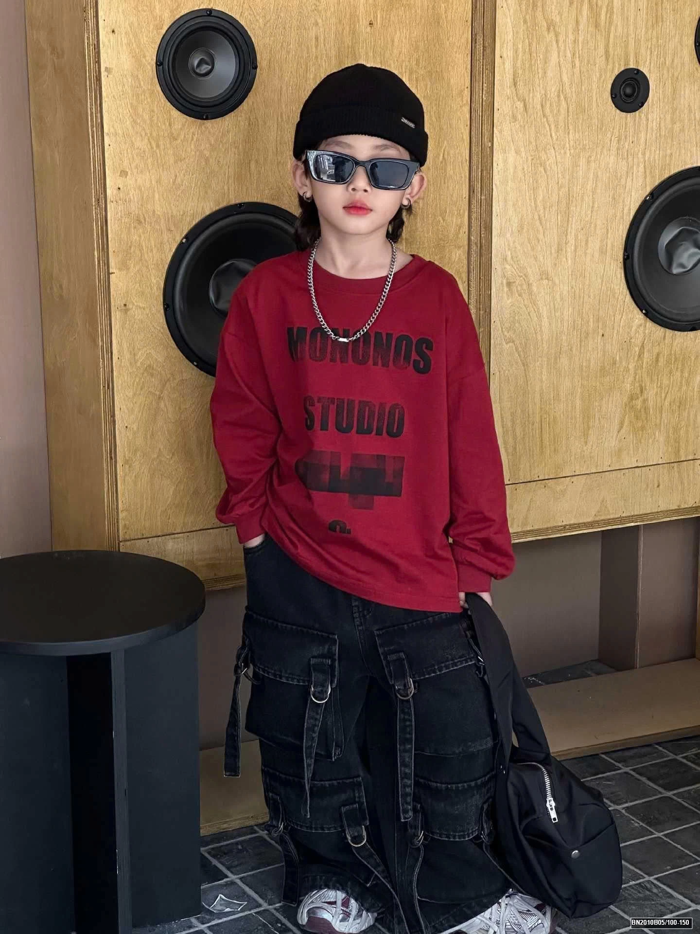 ÁO THUN ĐỎ DÀI TAY IN CHỮ