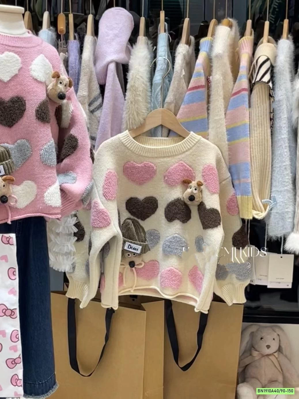 ÁO LEN TRÁI TYM CÚN