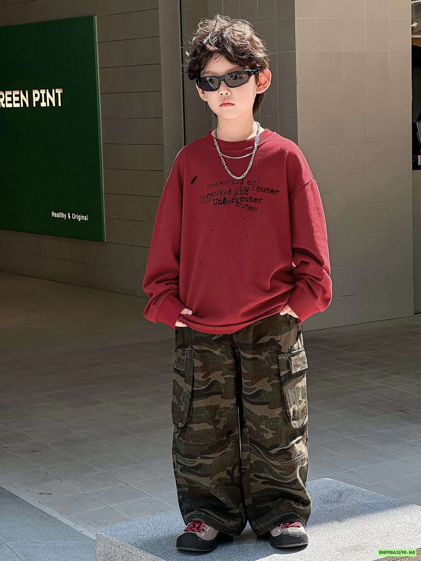 ÁO NỈ ĐỎ IN CHỮ ĐEN