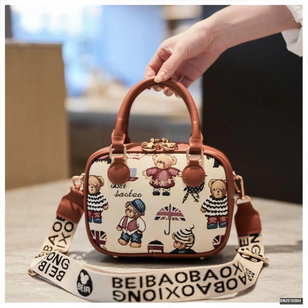 TÚI MINI ĐEO CHÉO 3 CHÚ GẤU CÓ QUAI XÁCH BEIBAOBAO