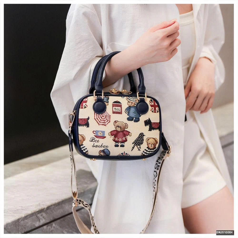 TÚI MINI ĐEO CHÉO 3 CHÚ GẤU CÓ QUAI XÁCH BEIBAOBAO