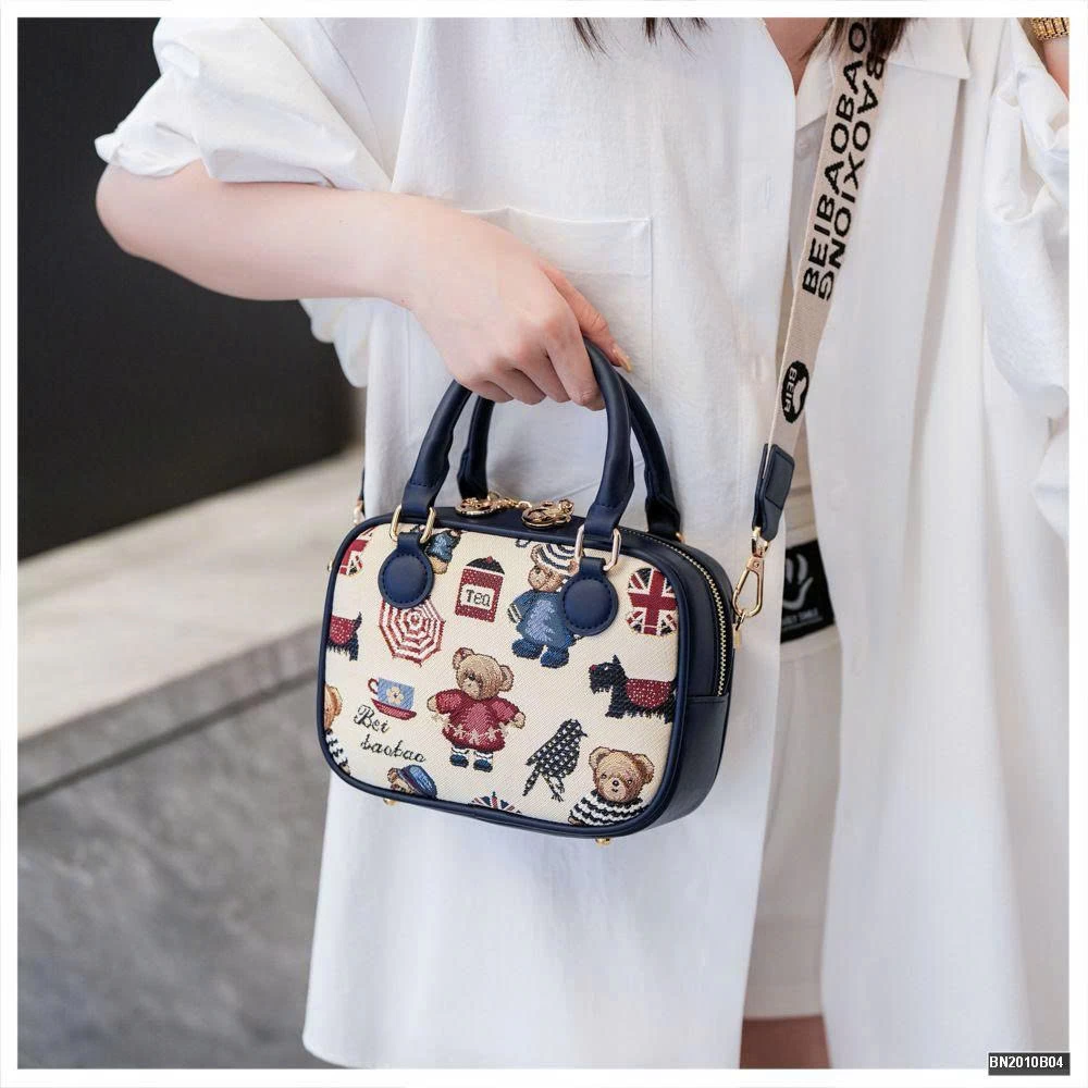 TÚI MINI ĐEO CHÉO 3 CHÚ GẤU CÓ QUAI XÁCH BEIBAOBAO