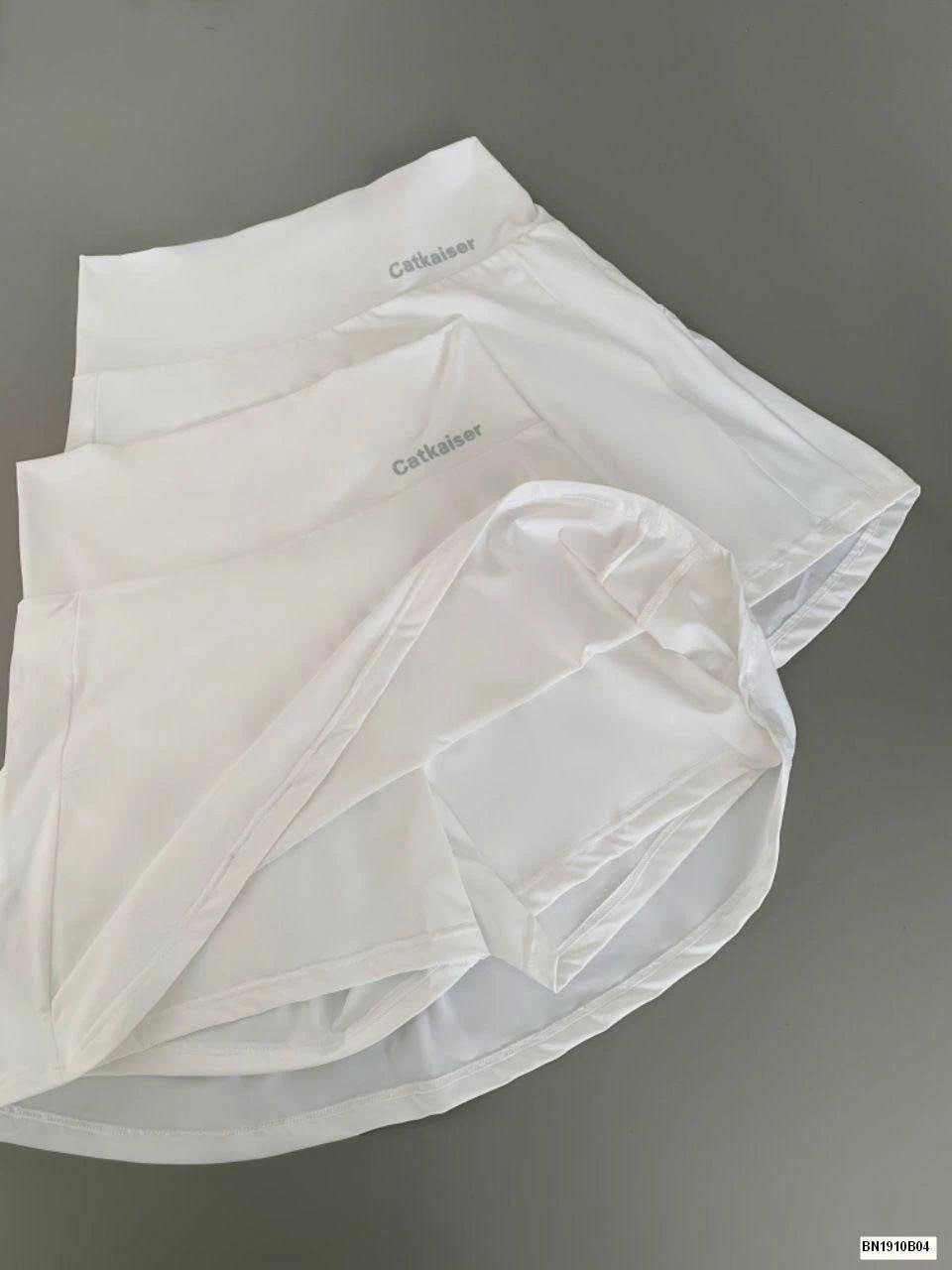 QUẦN VÁY THỂ THAO CATKAISER