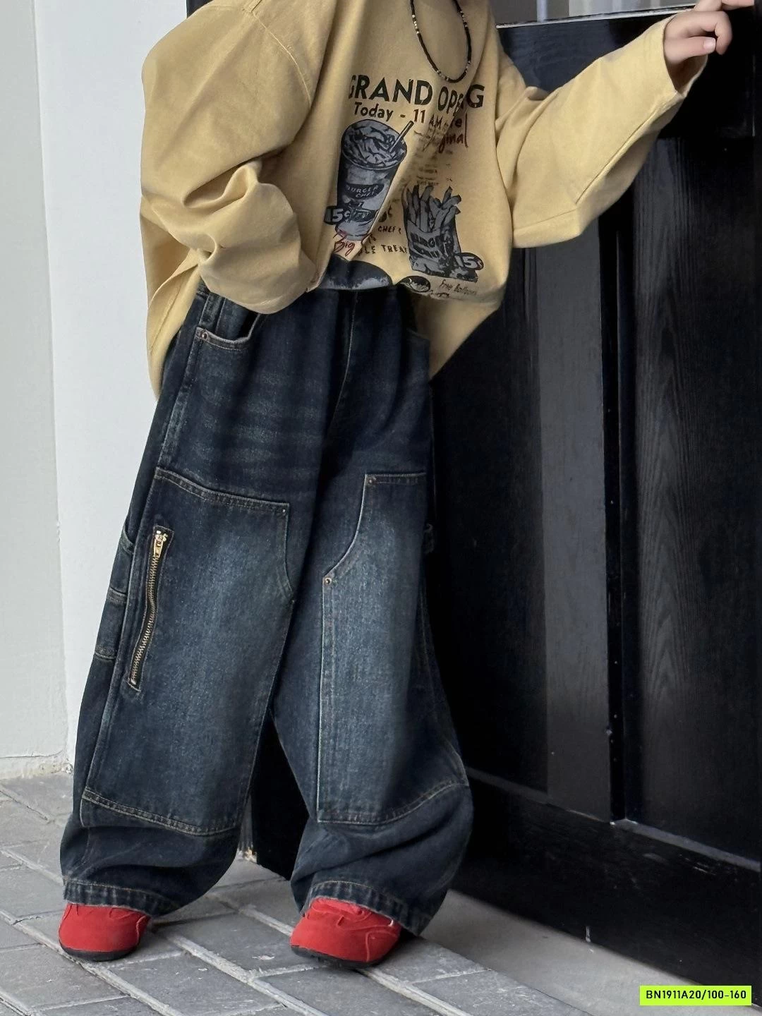 QUẦN JEANS SUÔNG TÚI KHÓA BẢN TO