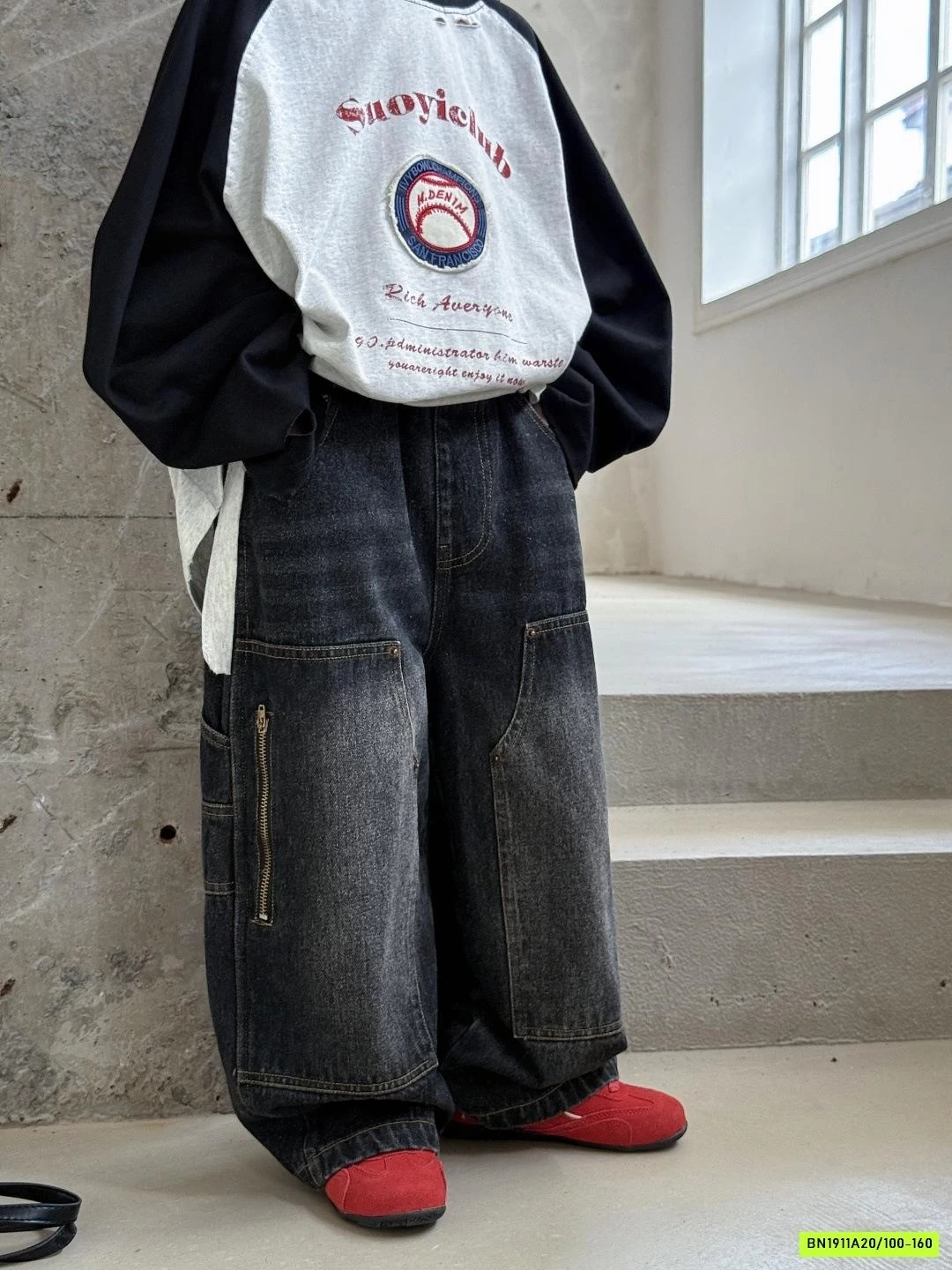 QUẦN JEANS SUÔNG TÚI KHÓA BẢN TO