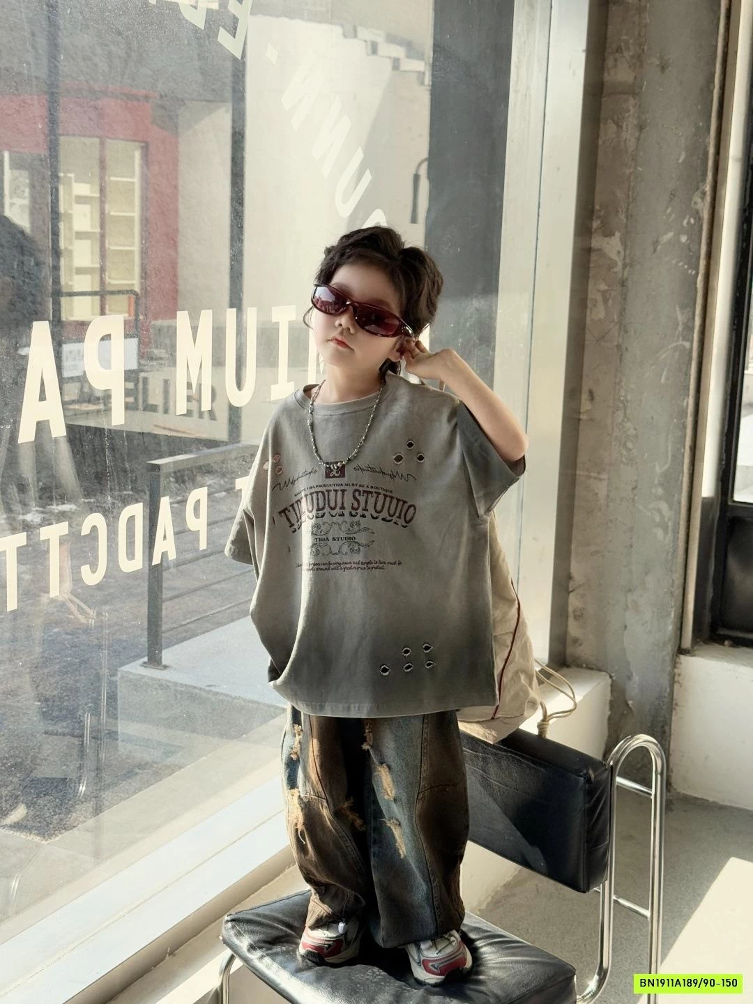 JEANS SUÔNG RÁCH LOANG CÁ TÍNH