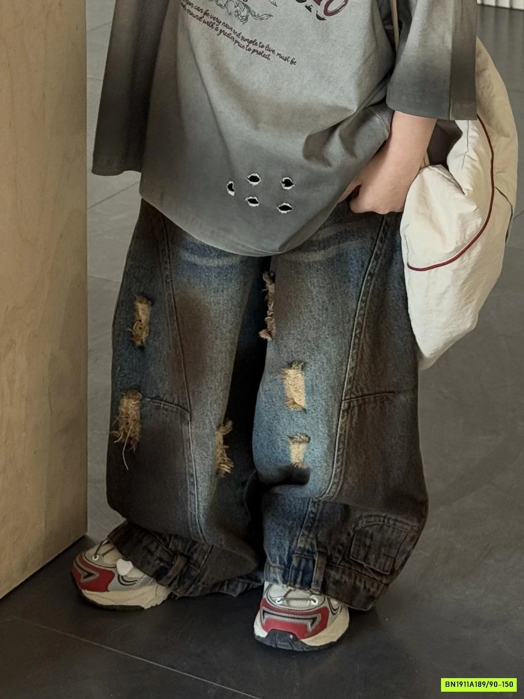 JEANS SUÔNG RÁCH LOANG CÁ TÍNH