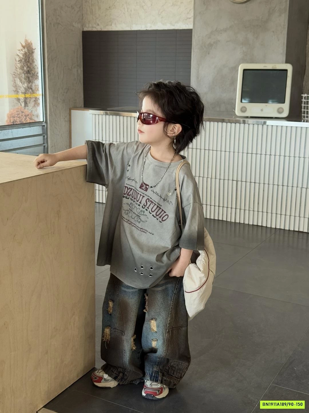 JEANS SUÔNG RÁCH LOANG CÁ TÍNH