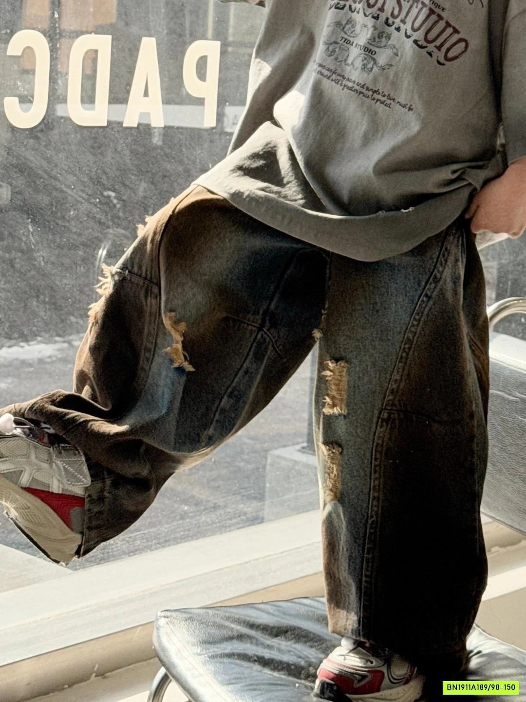 JEANS SUÔNG RÁCH LOANG CÁ TÍNH