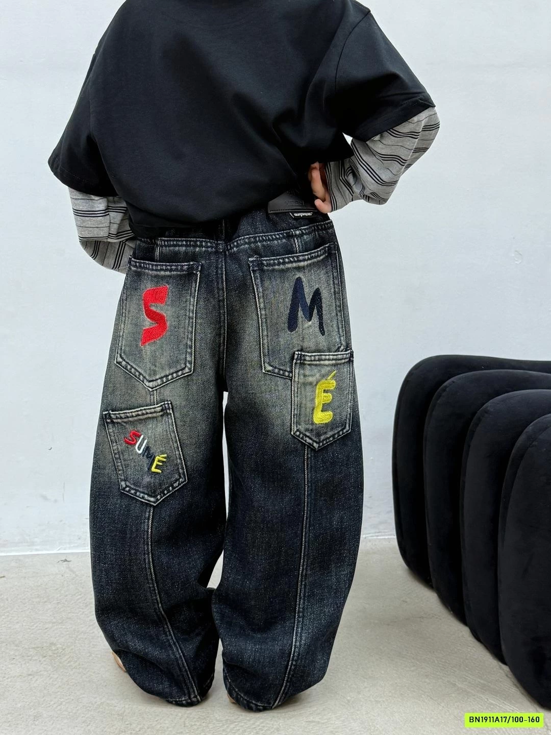 JEANS SUÔNG THÊU CHỮ LÓT LÔNG CỪU