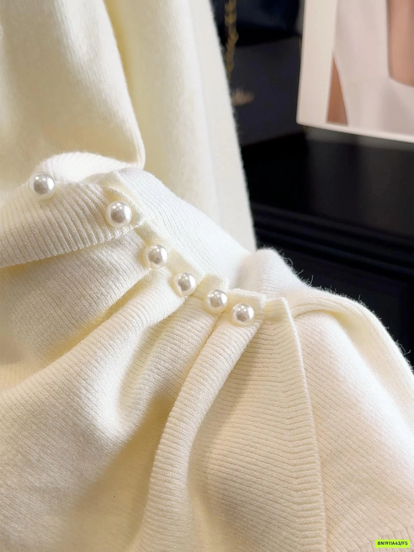 ÁO LEN CỔ TIM NHÚN EO PHỐI REN