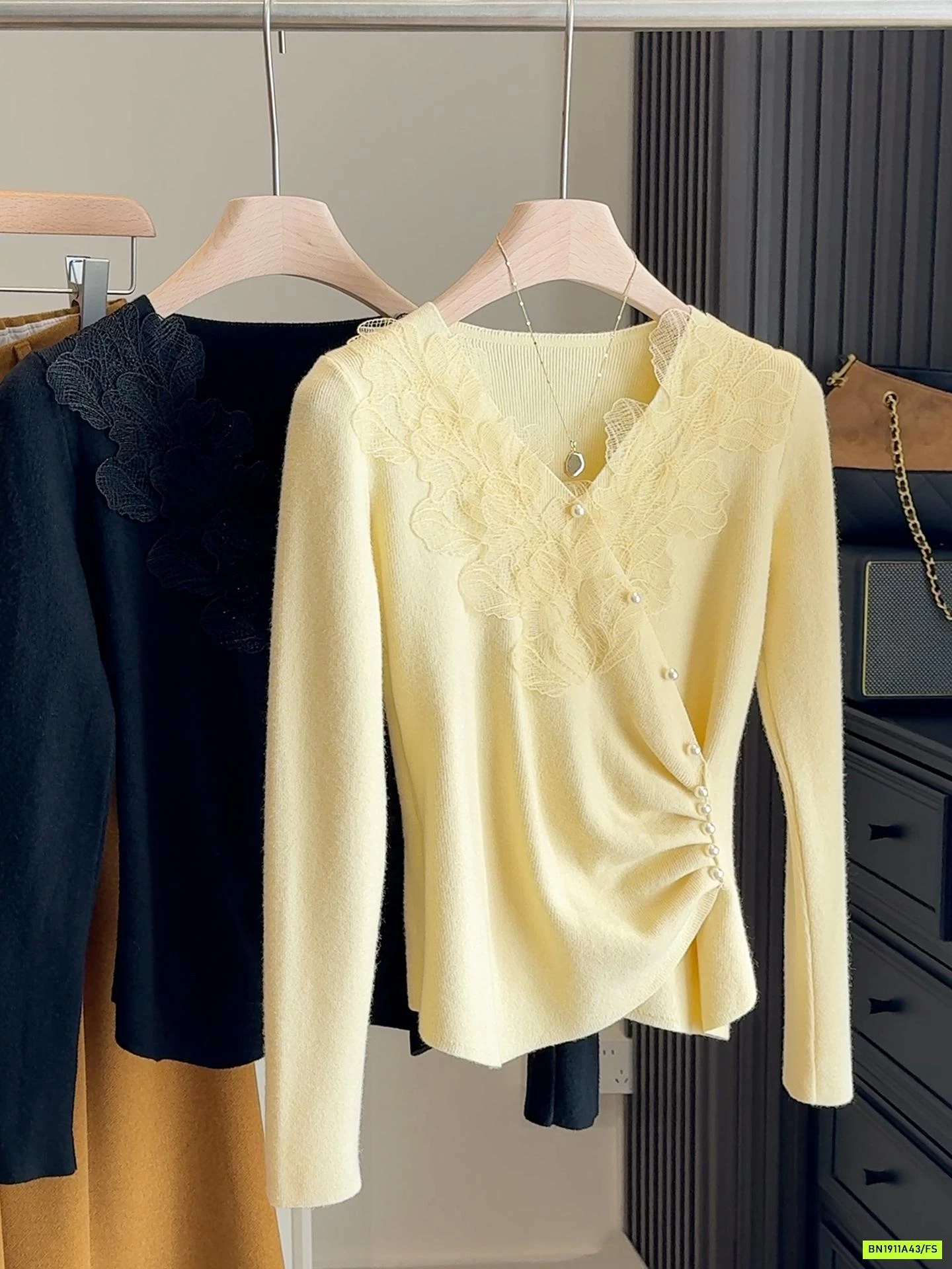 ÁO LEN CỔ TIM NHÚN EO PHỐI REN