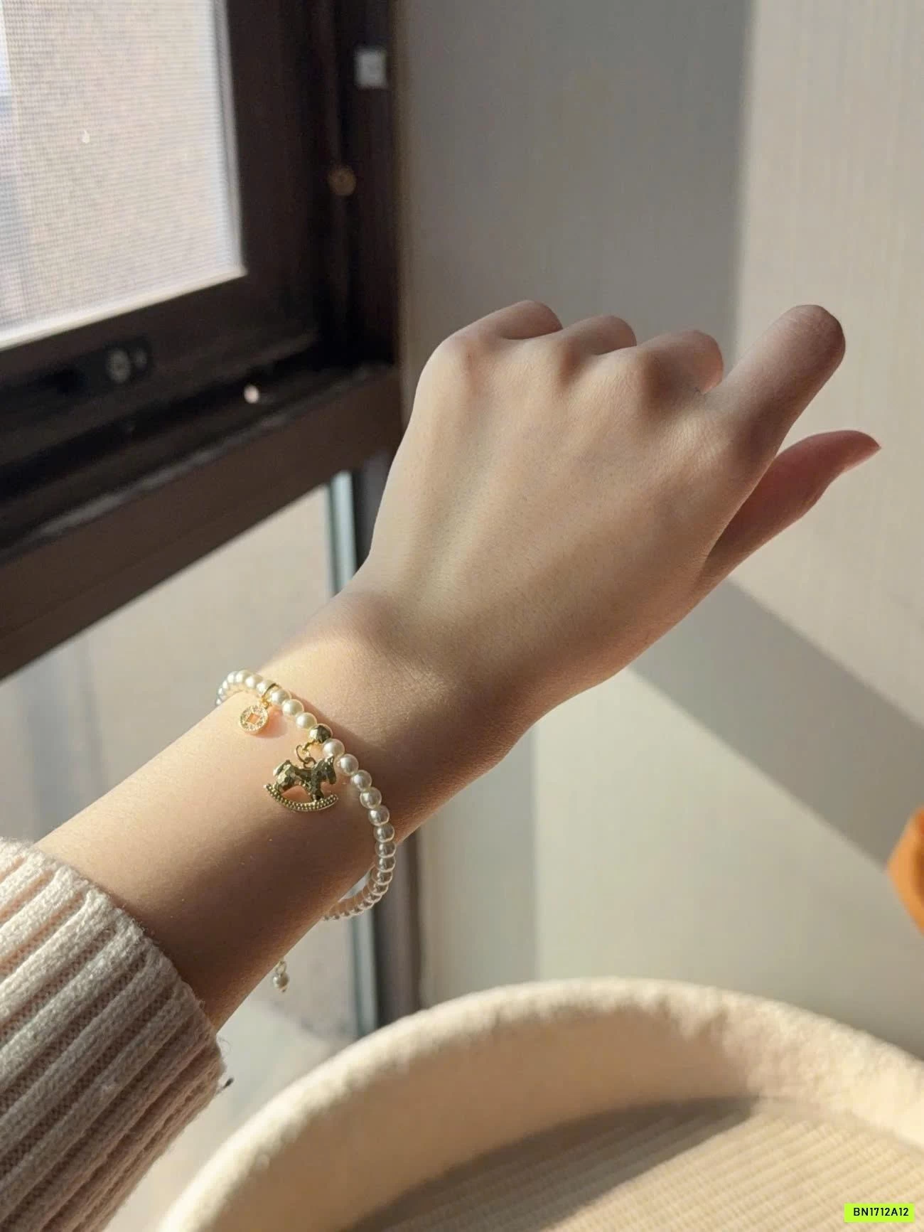 VÒNG TAY NGỌC TRAI NGỰA MAY MẮN GOLICC