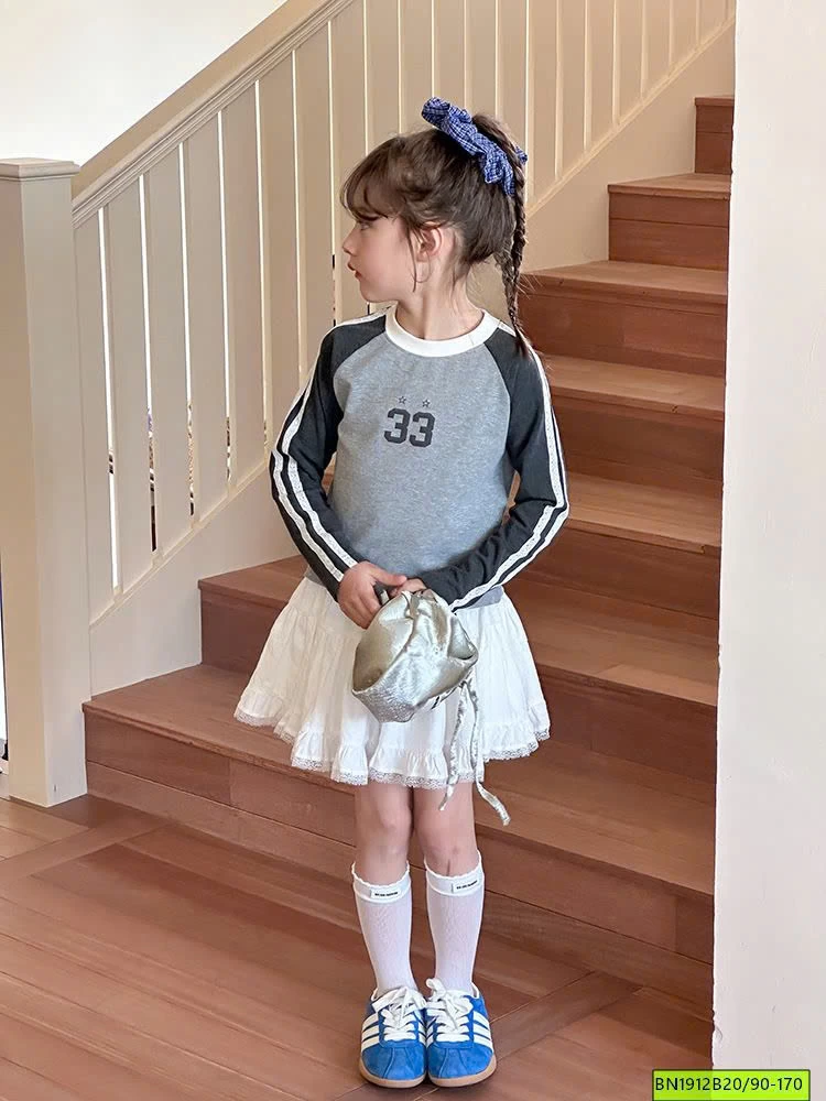 CHÂN VÁY VIỀN REN AMBBKIDS 25A001