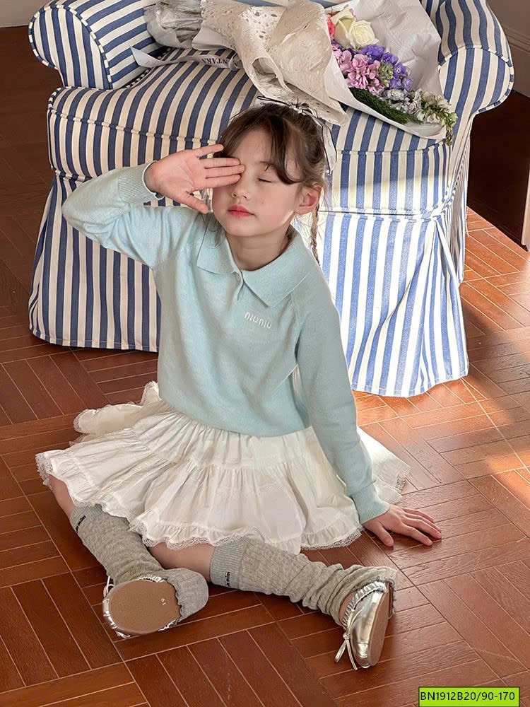 CHÂN VÁY VIỀN REN AMBBKIDS 25A001