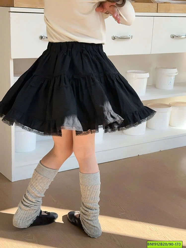 CHÂN VÁY VIỀN REN AMBBKIDS 25A001