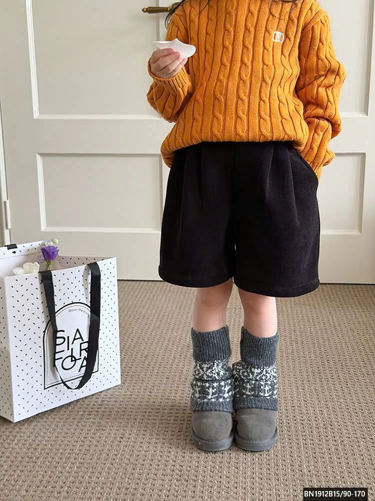 QUẦN SHORT NHUNG LÓT LÔNG AMBB 25H059