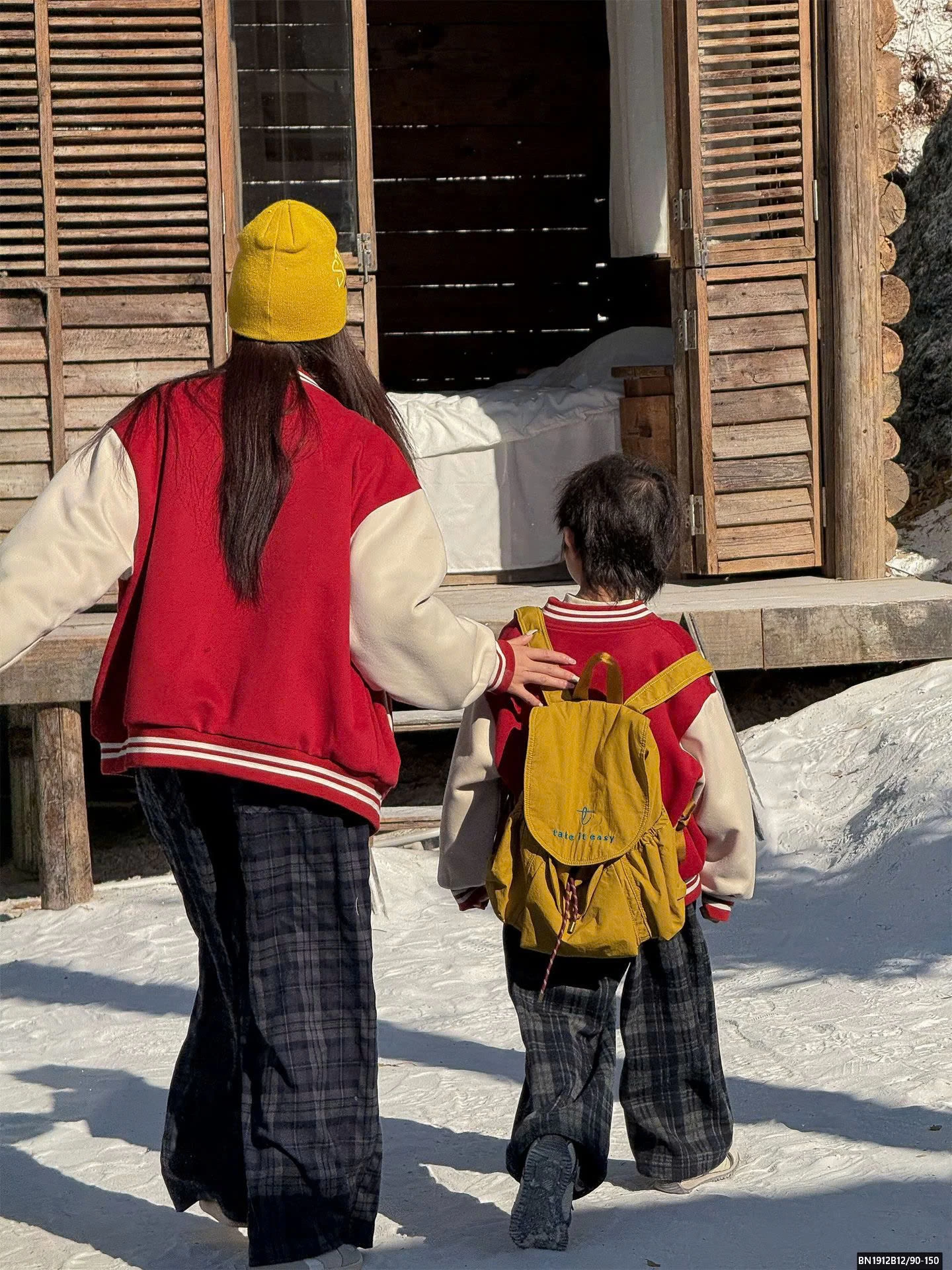 ÁO KHOÁC NỈ LOGO NGỰA  MẸ VÀ BÉ