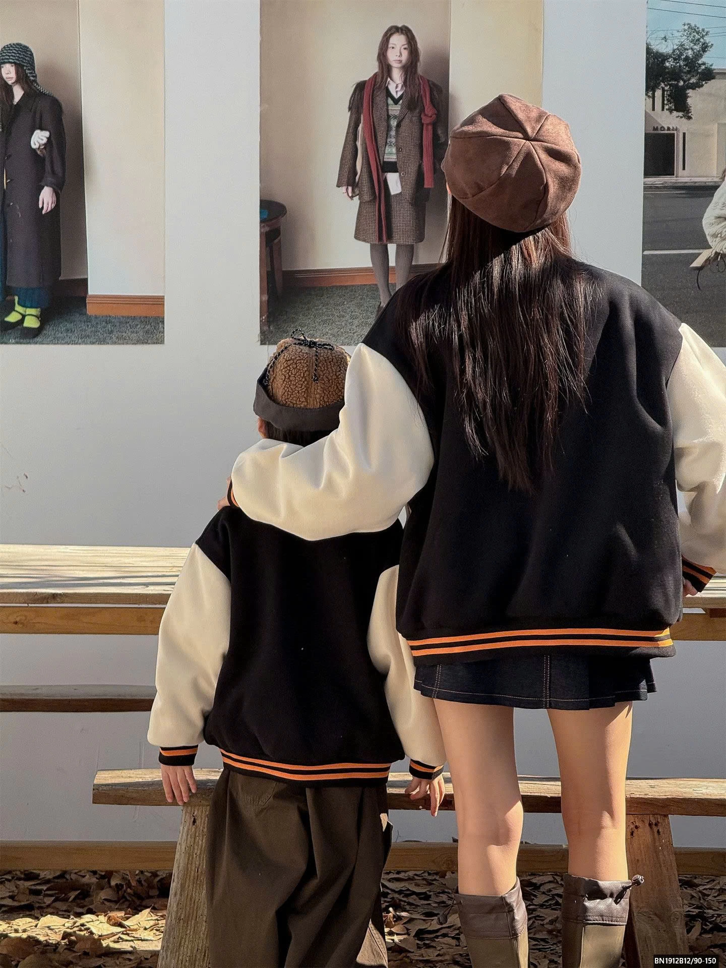 ÁO KHOÁC NỈ LOGO NGỰA  MẸ VÀ BÉ