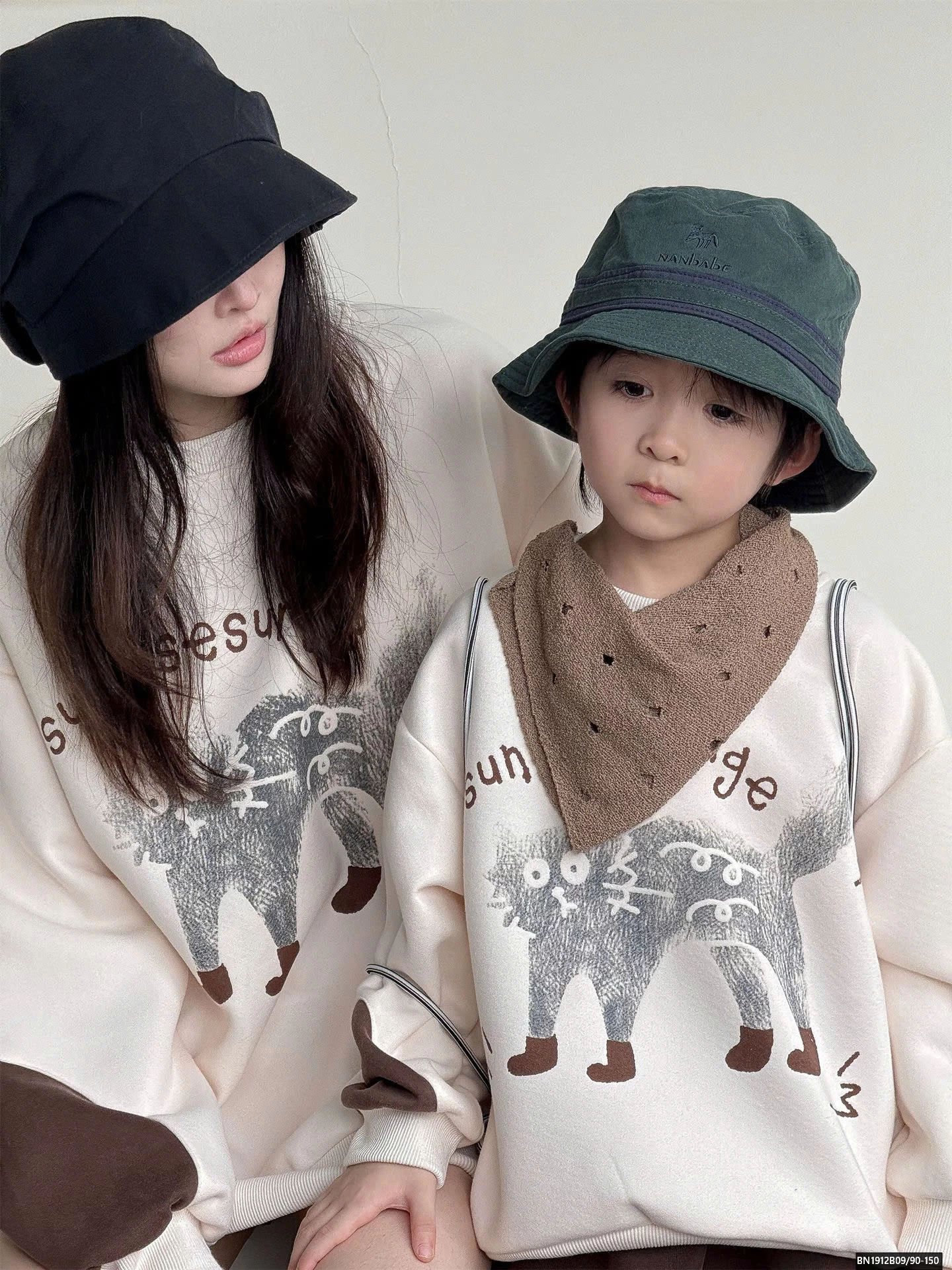 ÁO  NỈ  HÌNH MÈO  MẸ VÀ BÉ