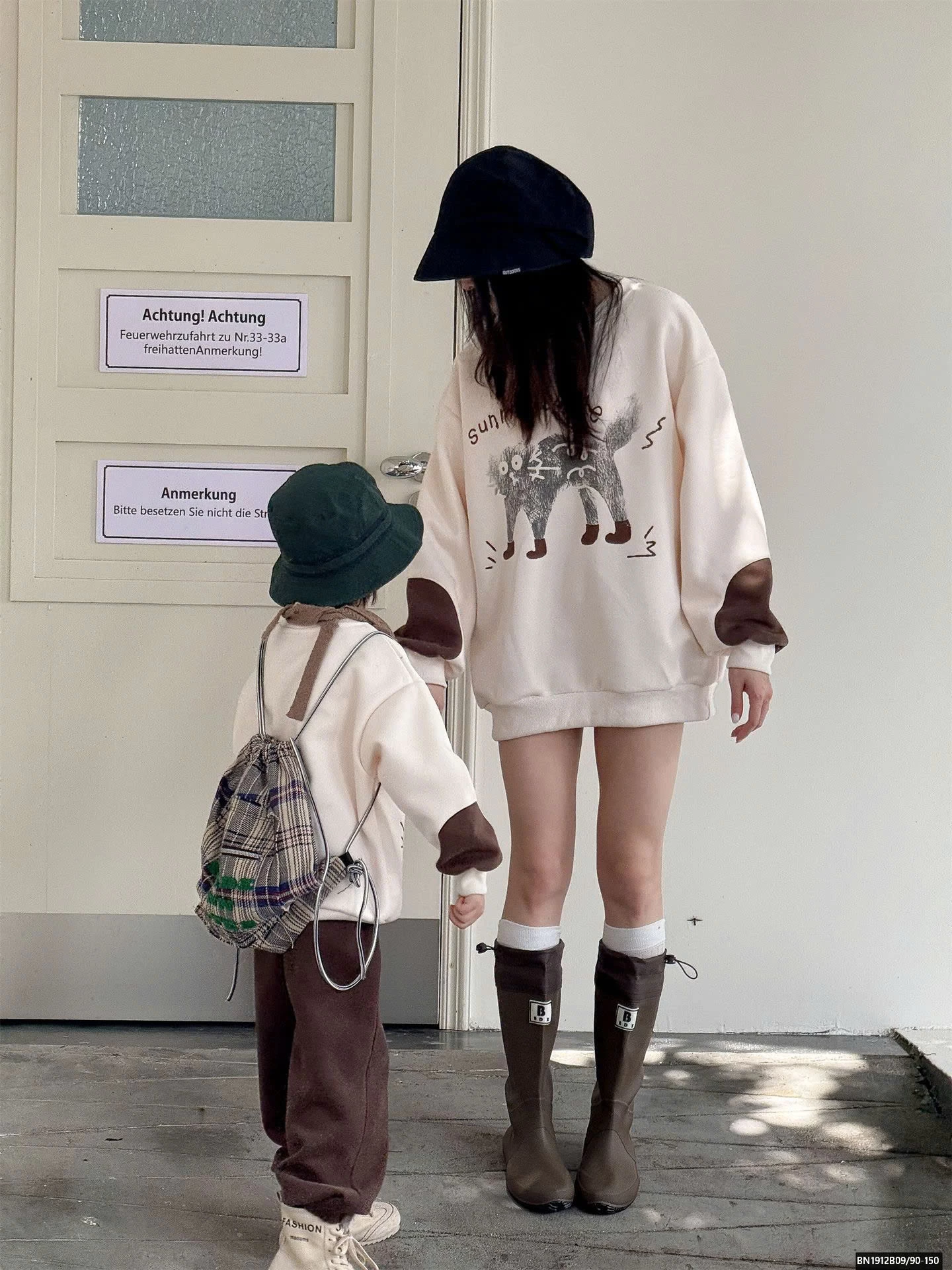 ÁO  NỈ  HÌNH MÈO  MẸ VÀ BÉ