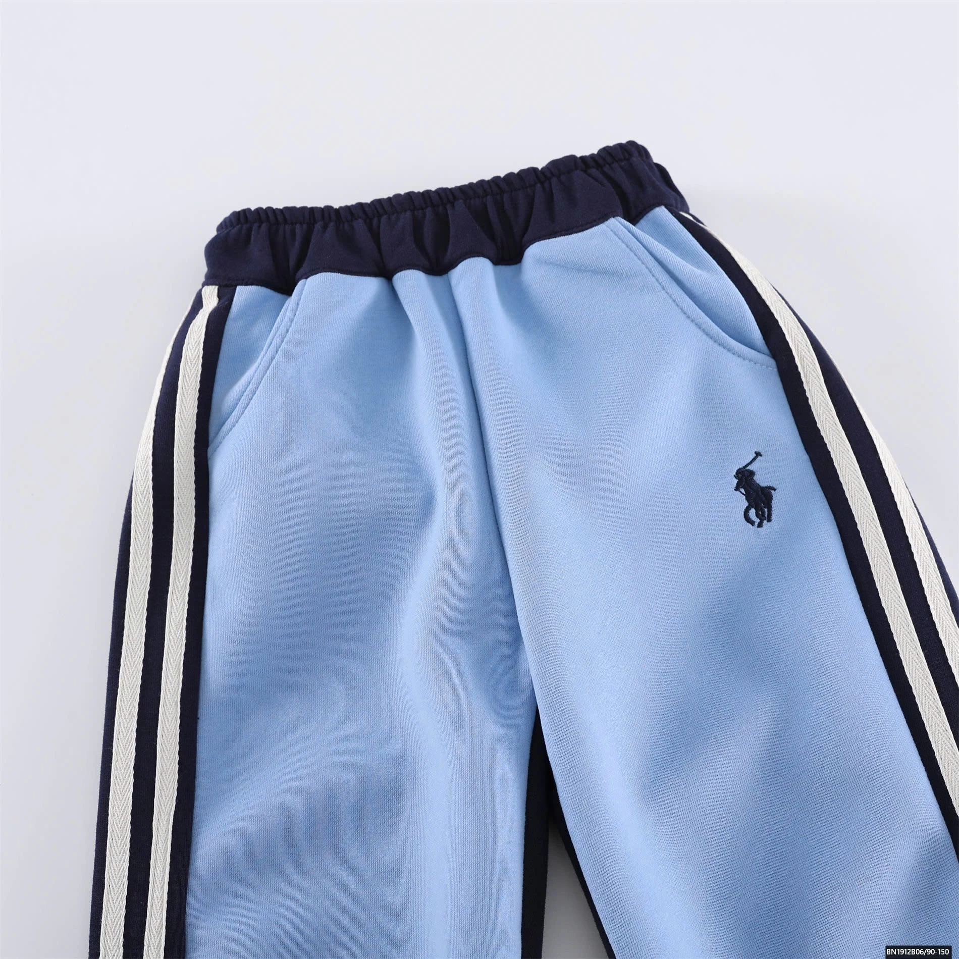 QUẦN NỈTHỂ THAO LOGO NGỰA  MẸ VÀ BÉ