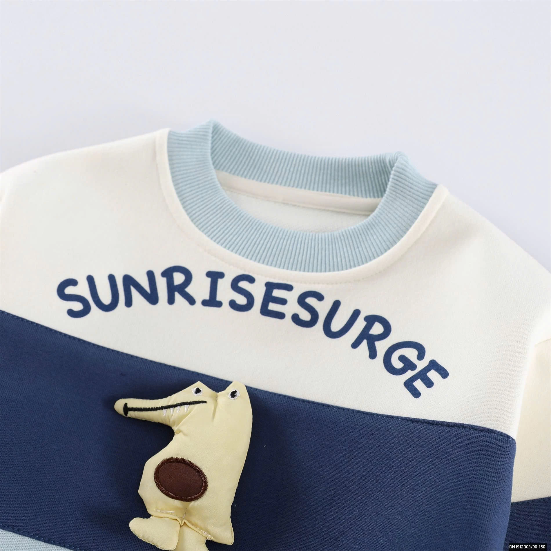 ÁO NỈ MẸ VÀ BÉ PHỐI MÀU CÁ SẤU DỄ THƯƠNG