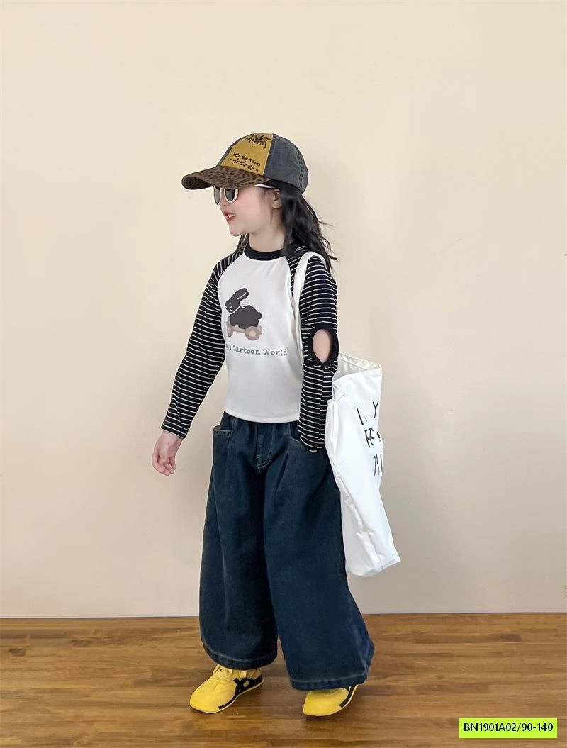 ÁO THUN THỎ TAY KẺ MIX JEANS ỐNG RỘNG