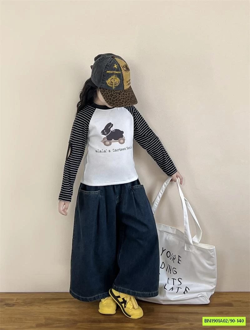 ÁO THUN THỎ TAY KẺ MIX JEANS ỐNG RỘNG