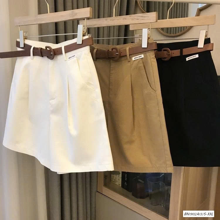 SHORT THÔ KÈM BELT