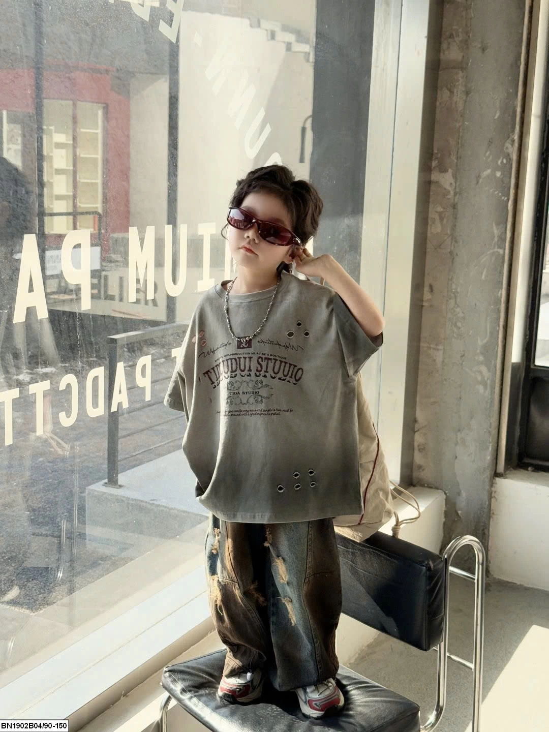 SÉT QUẦN JEAN XANH CÀO RÁCH MIX ÁO THUN XÁM