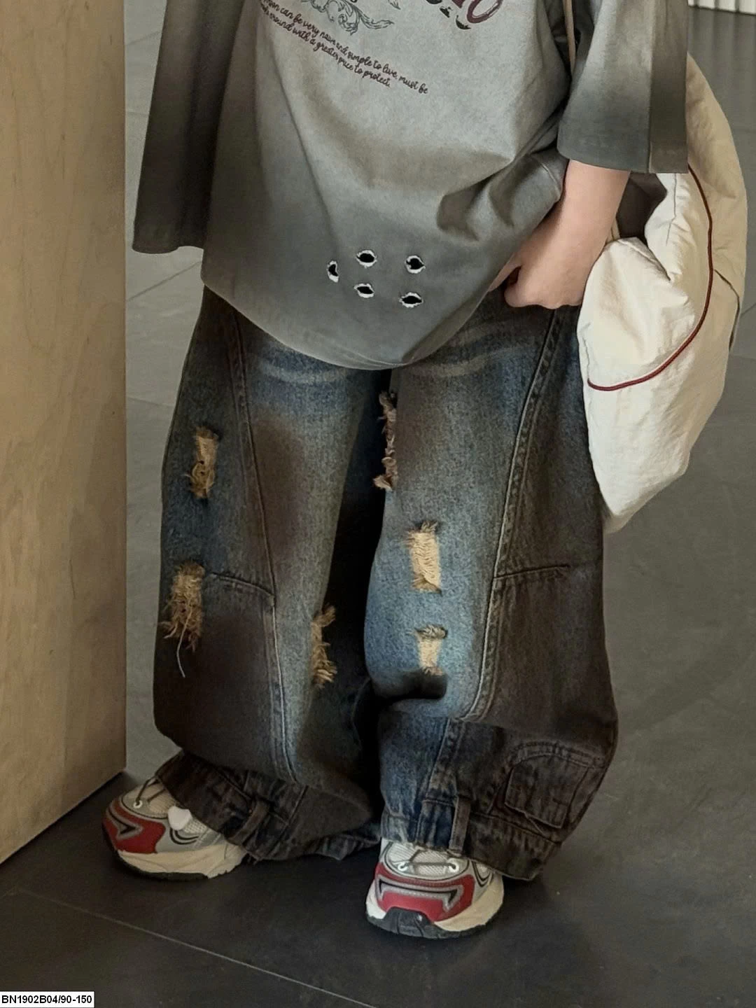 SÉT QUẦN JEAN XANH CÀO RÁCH MIX ÁO THUN XÁM