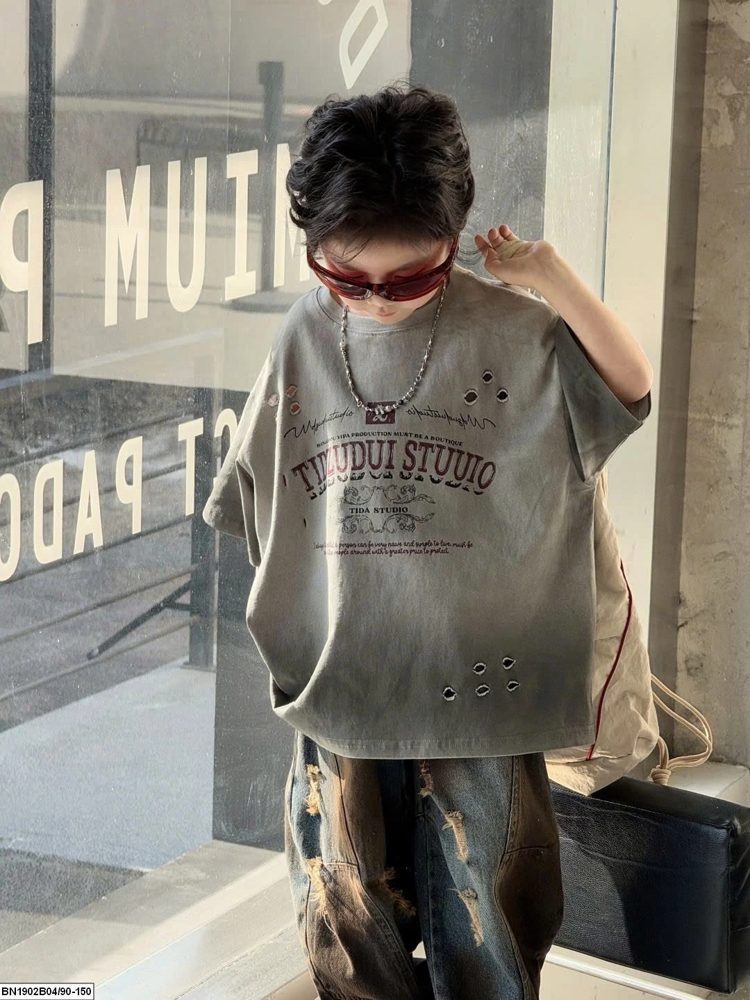 SÉT QUẦN JEAN XANH CÀO RÁCH MIX ÁO THUN XÁM